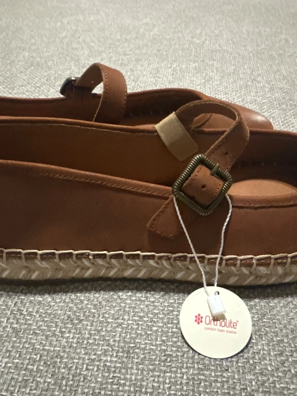 Lucky Brand Orlyna Leather Flat
